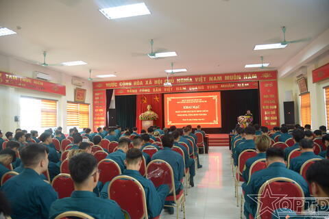 Ban CHQS huyện Thanh Trì huấn luyện dân quân binh chủng