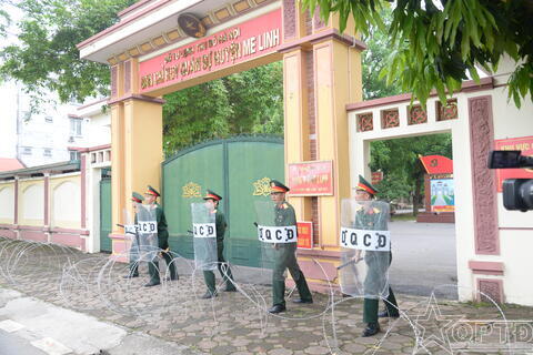 Kiểm tra công tác huấn luyện, sẵn sàng chiến đấu và xây dựng chính quy tại Ban CHQS huyện Mê Linh